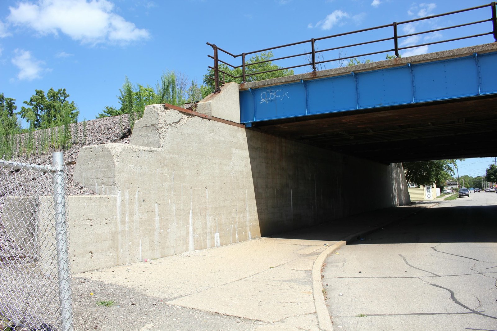 North abutment